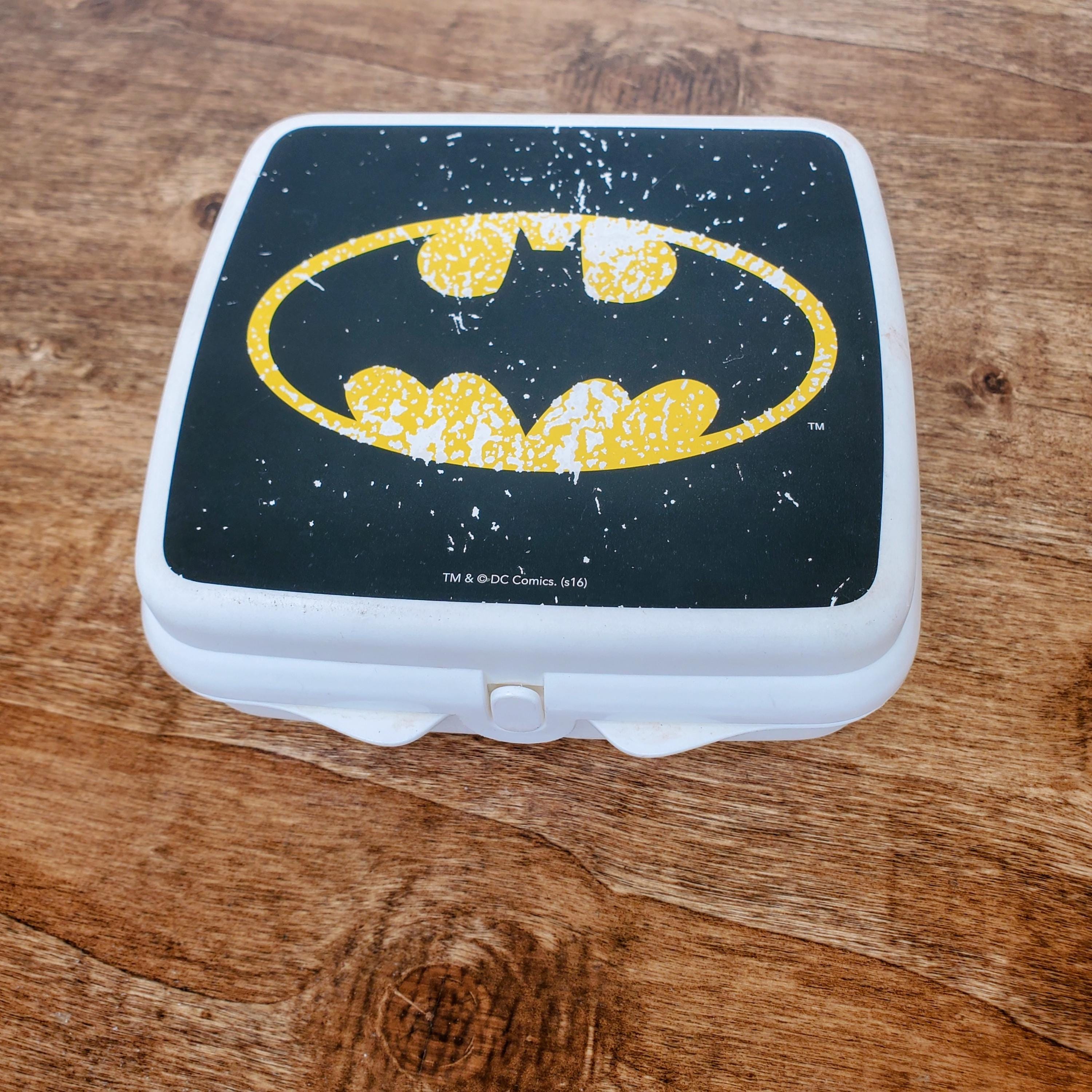 Vintage Tupperware Batman Lunch Box Sandwich Keeper Square Hinged