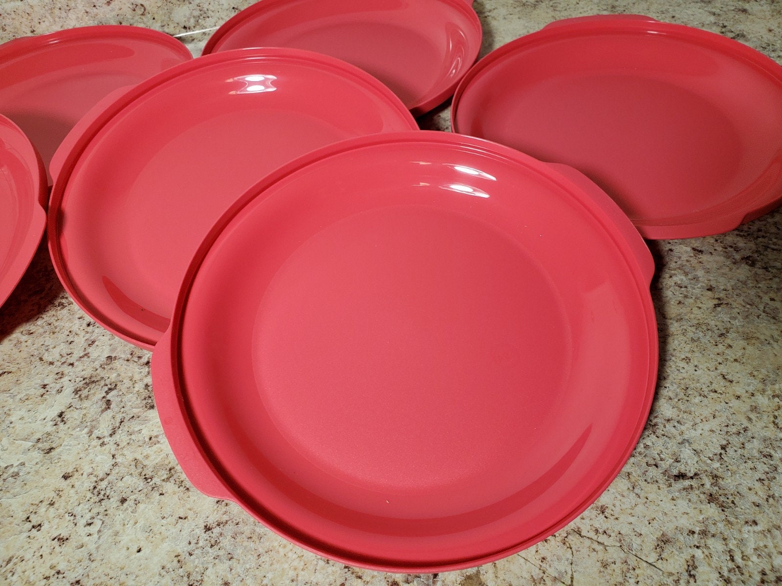 New UNIQUE BIG 11” Open House Style Tupperware Beautiful Plates in Aqua  Color