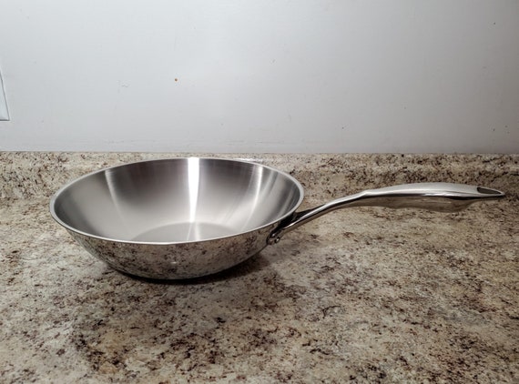 Tupperware Culinary Collection Chef Series 4.5 QT Wok NEW Tupperware Culinary Collection Chef Series 4.5 QT Wok NEW