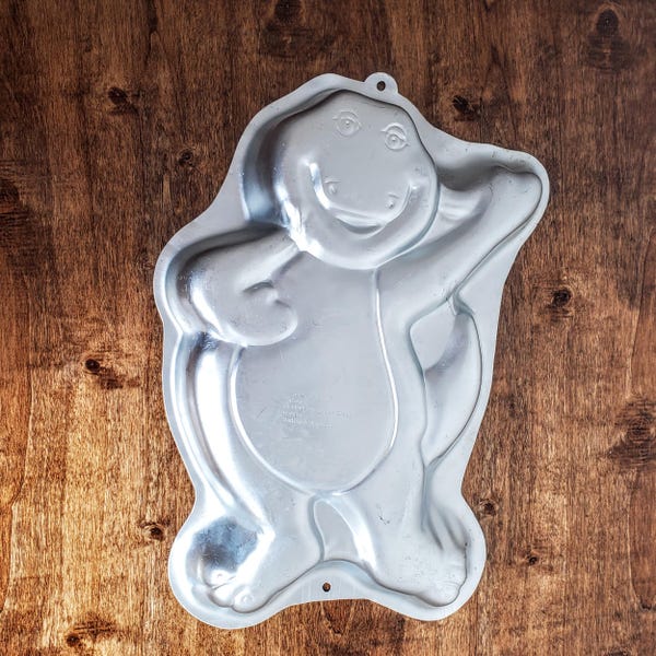 WILTON BARNEY Cake PAN Purple Dinosaur Tin Mold Standing Birthday 2105-6713