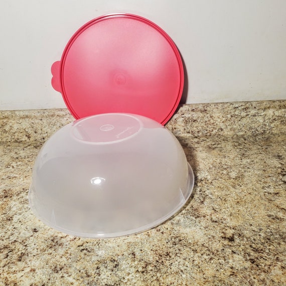 New Tupperware Thatsa Bowl 2539 Fix N Mix 32 Cup Pink With White