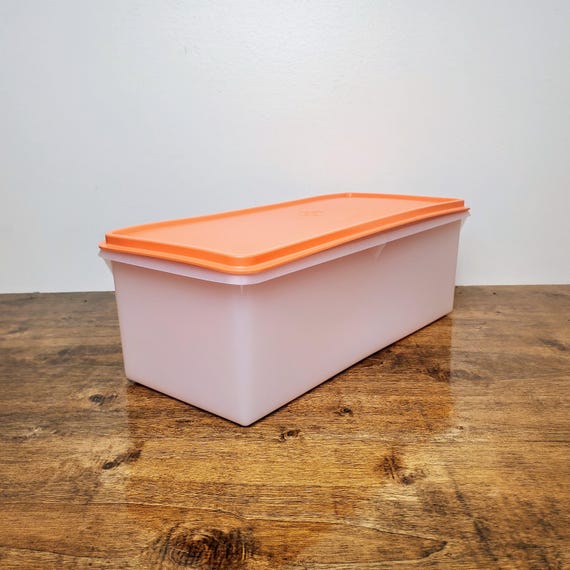 Tupperware Sheer Jumbo Bread Server Keeper Storage Box Container