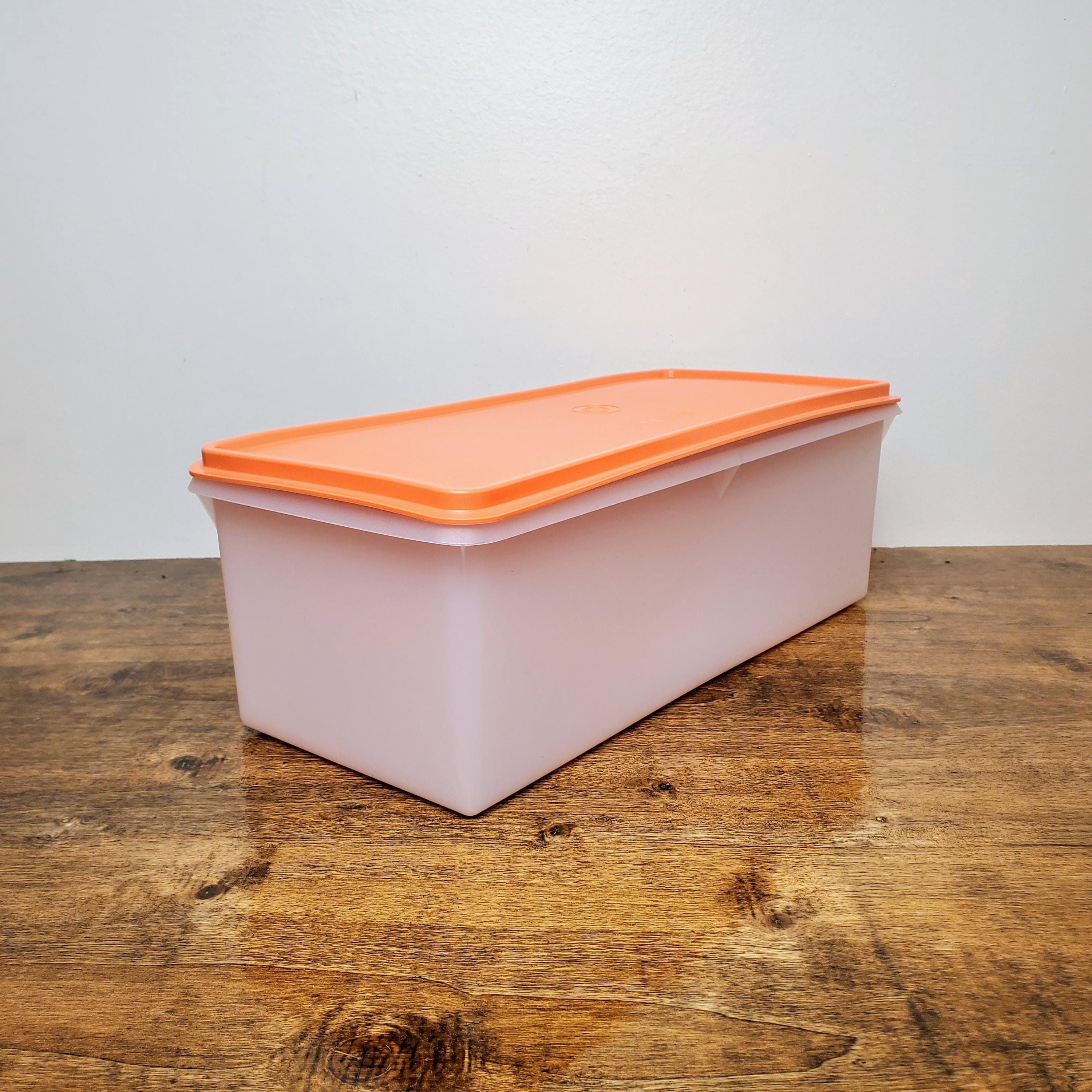 Tupperware Sheer Jumbo Bread Server Keeper Storage Box Container