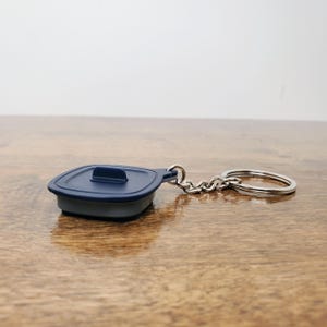 Tupperware MicroPro Grill Keychain Brand New Tiny Treasures