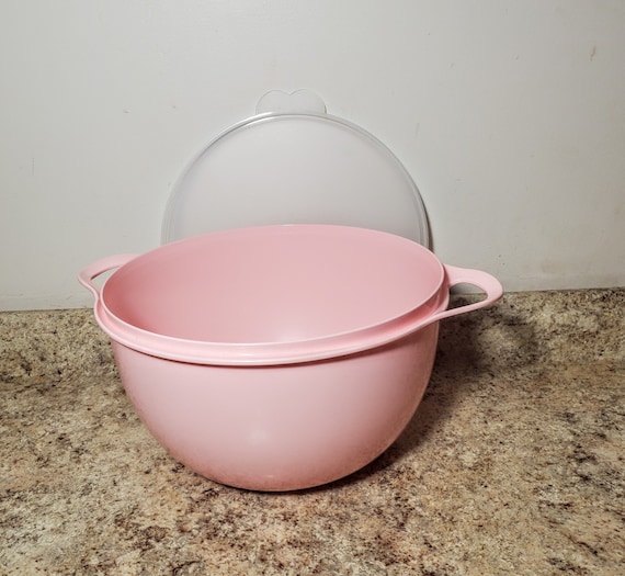 New Tupperware Thatsa Bowl 5377 Mega Fix N Mix 42 Cup Pink With White Lid 