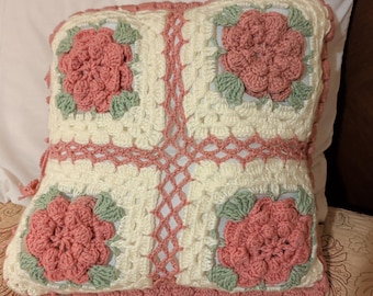 Pink crochet floral 15x15 in throw pillow