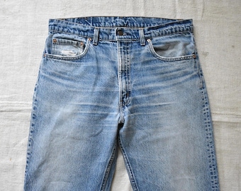 Levi's 505, taille 36 x 29, denim vintage vieilli des années 80, fabriqué aux États-Unis