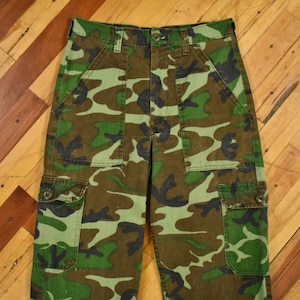 70s Camo Pants 29 x 32 Vintage Cargo Trousers
