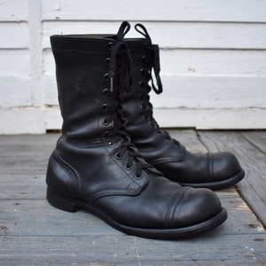 genesco combat boots