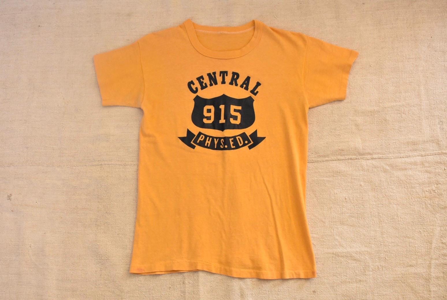 Vintage phys ed tee - Etsy 日本