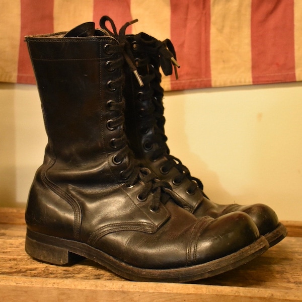 60s U.S. Military Size 8.5 Combat Boots Cap Toe Vintage Black Leather