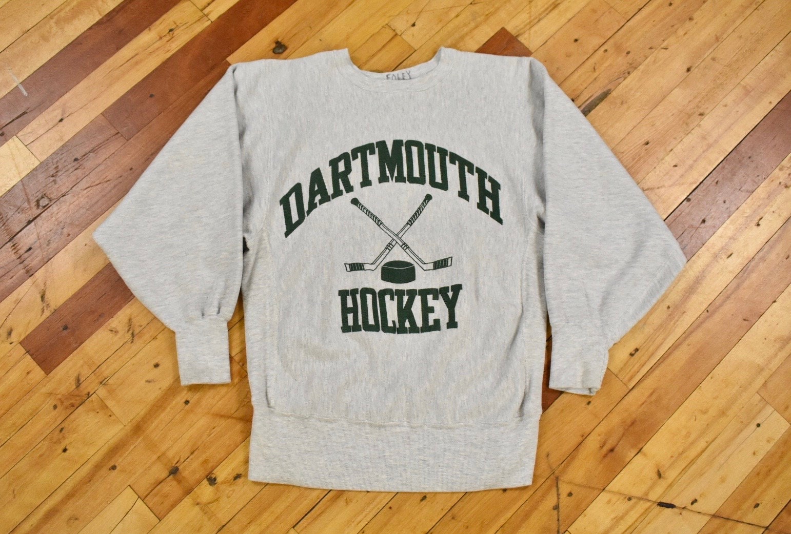 90s Champion Reverse Weave Sweatshirt Size Medium Dartmouth 90s Champion Reverse Weave Sweatshirt Size Medium Dartmouth