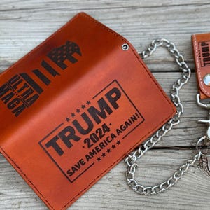 Cartera de motociclista personalizada con grabado láser Trump 2024 / Ultra MAGA con cadena