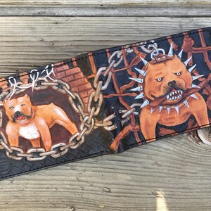 Carteira masculina de couro artesanal série artesanal - tema Pitbull Dog