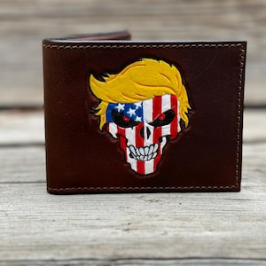 トランプシャー スカル / トランプ 2024 トランプ ハンドメイド 手彫り レザー 二つ折り財布