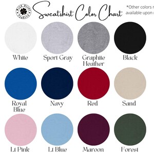 Op de afbeelding: Sweatshirt kleurenkaart met 12 verschillende kleurstalen. De kleuren omvatten wit, sport grijs, grafiet melange, zwart, koninklijk blauw, marineblauw, rood, zand, licht roze, lichtblauw, bordeauxrood en bosgroen.