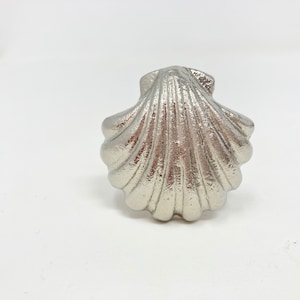 Art Deco Style Silver Shell Clam Knob Handle Kitchen Cupboard Home Bathroom Hallway Seaside Nautical