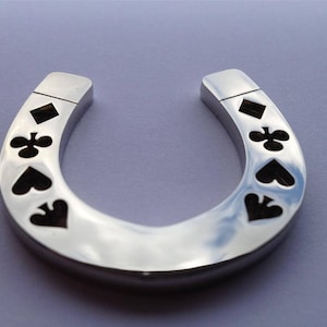 Silver horseshoe lucky suited heavy poker card guard hand protector new Poker Chip image 2