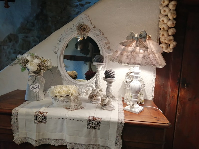 Lampenschirm-Petticoat aus Leinen und Stickerei, Kollektion Pastoral. Bild 4