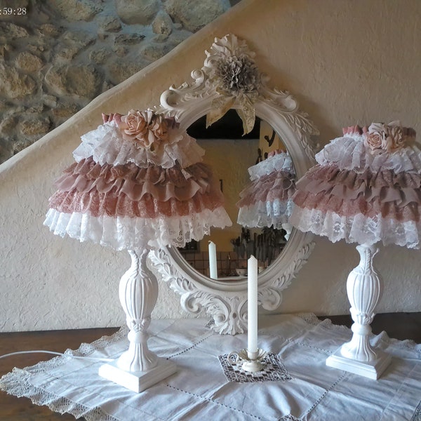 Lampada Shabby Chic in mussola e pizzo "Beautiful Tutu"