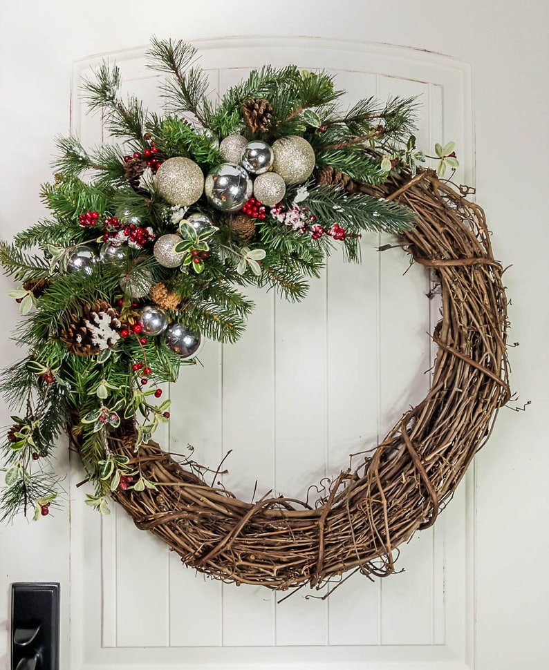 Pine Shown on a 24 Wreath wreath not included Berries /& Silver Ornament Christmas Wreath AccentSwag