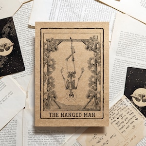 Impresión artística de la carta del Tarot El Colgado