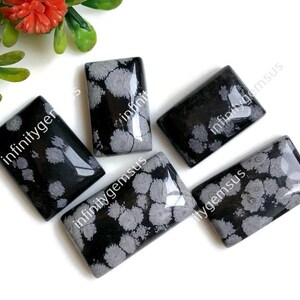 Prachtige cabochon met sneeuwvlok, 19 x 25 mm (ongeveer rechthoekige vorm), 5 stuks zoals op afbeelding, edelsteen met platte achterkant, genezend kristal 84532