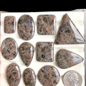 Cabochon di larvikite marrone selezionato, pietra semipreziosa naturale per la creazione di gioielli, regalo di gioielli in cristallo di larvikite per lei LOTTO-A211