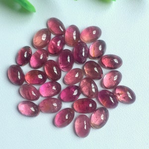 Tourmalina Cabujón 4x6mm Forma Ovalada Cabujón 22pc Pack, Pulido liso, rosa Color Turmalina Calibrar Tamaño lote 62