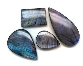 Zeldzame paarse en blauwe labradoriet cabochon, natuurlijke spectrolietgenezing edelsteen voor het maken van sieraden, meditatiekristal LOT-741