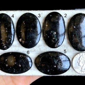 Cabujón de nuummita seleccionado, piedra semipreciosa natural para joyería, cabujón de piedra preciosa hecho a mano, joyería DIY, artículo de regalo (lote R5)