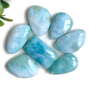 Beste kwaliteit larimar cabochon 12 x 19 ongeveer, mix vorm en maat 7 stuks, Sky larimar veel gebruik voor het maken van ringen, 84595