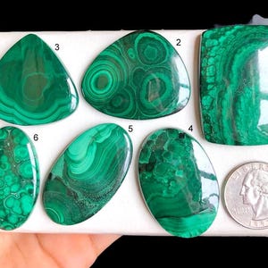 Geselecteerde malachietcabochon, natuurlijke halfedelsteen voor het maken van sieraden, hoogwaardige kwaliteit malachiet, draadgewikkelde hanger LOT-S7