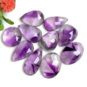 Beste kwaliteit trapiche-amethist gefacetteerde roosgeslepen edelsteen, 15 x 20 mm gemengde vorm ca. 10 stuks met plaksteen edelsteen meditatiekristal 84591