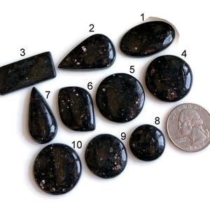 Goede kwaliteit nuummite A One-kwaliteit 100% natuurlijke nuummite-edelsteengenezing edelsteen voor het maken van hangers en armbanden LOT-C