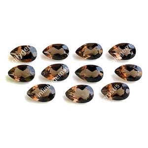 Confezione da 10 pezzi di quarzo fumé sfaccettato, pietra preziosa sciolta CALIBRATA a forma di pera da 5 x 8 mm per la creazione di anelli e orecchini, gioielli in quarzo di colore marrone