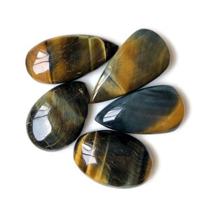 Cabochão de pedras preciosas com vários olhos de tigre de qualidade superior, 26 x 31 mm aproximadamente, formas e tamanhos mistos, iguais à imagem, pedras preciosas naturais, 83623