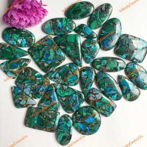 Cabochão de cobre comprimido de crisocola malaquita natural de alta qualidade, lote de atacado, mistura de formas e tamanhos, cabochão de malaquita para joias