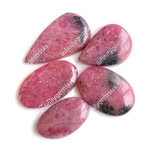 Piedra preciosa de rodonita de la mejor calidad, 24 x 32 mm, paquete de 5 piezas de formas variadas, para usar en aretes y colgantes, piedra preciosa suelta, cabujones Love 84520