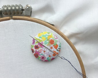 Floral Fabric Needle Minder, Magnetic Floral Needle Minder, Floral Needle Nanny