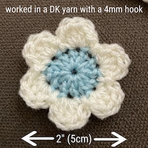 Simple Mini Crochet Flower Pattern digital download image 3