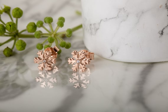 Rose gold snowflake earrings deals