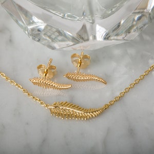 Yellow Gold Fern Necklace - a piece nature to wear or gift with an adjustable chain.