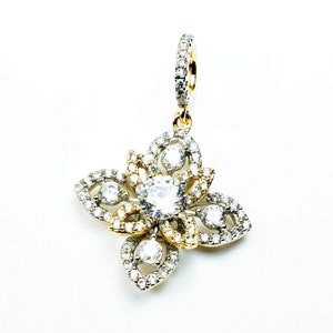 18K PVD Gold Filled Cross Flower Pendant Charms With Rhinestone Clear Cubic Zirconia Size 25x23mm DIY Bling Bling Findings Jewelry Making