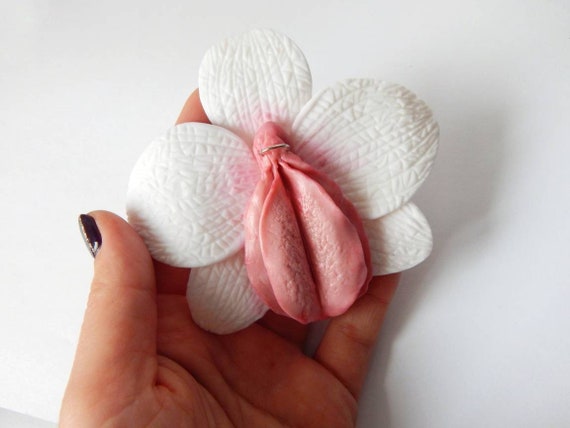 Vulva Bouquet Pins