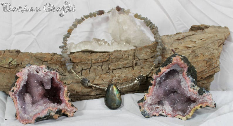 Crystal: Labradorite mystical Choker Crystal Necklace Labradorite Necklace elegant