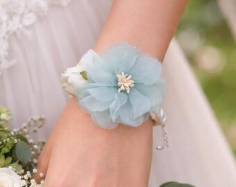 Ivory braided bracelet with beads and organza flowers - Bridal jewelry, bridal party accessory, bridesmaid, wedding - Customizable