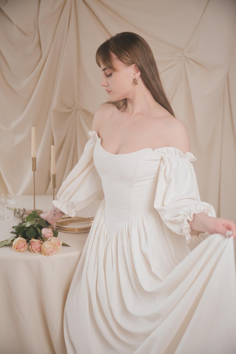 natural handmade bridal dress with vintage look