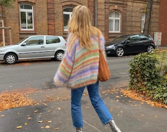 Süße Pastelltöne, übergroße gestreifte Boho-Bernadette-Strickjacke Insta: @blue72_knitwear_label