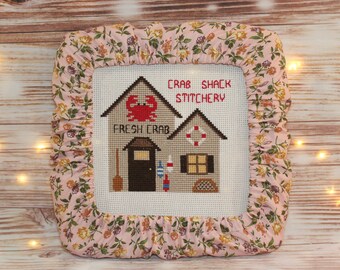 Sweet Floral on Pale Pink Grime Guard Q-Snap or Round Hoop Cover For Cross Stitch and Needlework